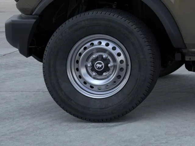 2025 Ford Bronco 4-Door Base - Photo 21