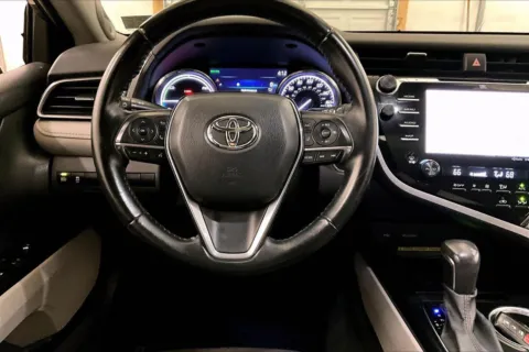 More photos of 2020 Toyota Camry Hybrid XLE at Bob Ruth Ford Dillsburg, PA