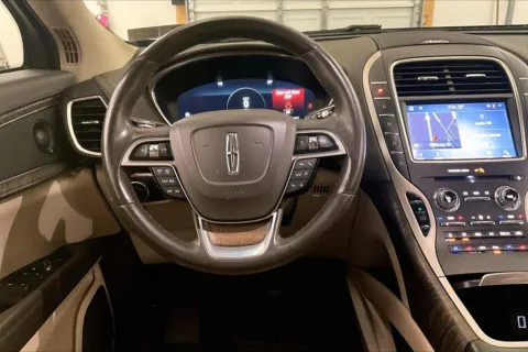 More photos of 2020 Lincoln Nautilus Reserve at Bob Ruth Ford Dillsburg, PA