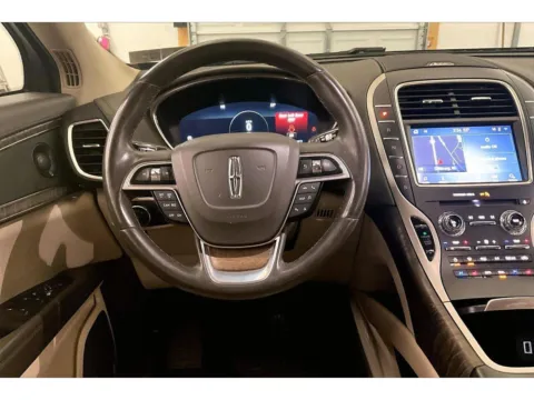 More photos of 2020 Lincoln Nautilus Reserve at Bob Ruth Ford Dillsburg, PA