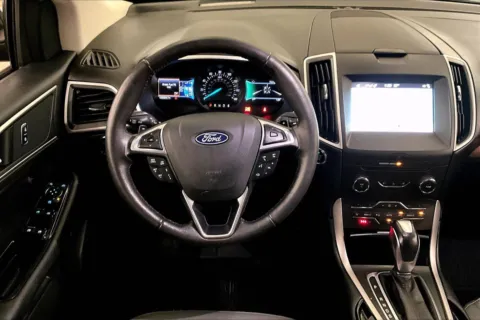 More photos of 2018 Ford Edge SEL at Bob Ruth Ford Dillsburg, PA