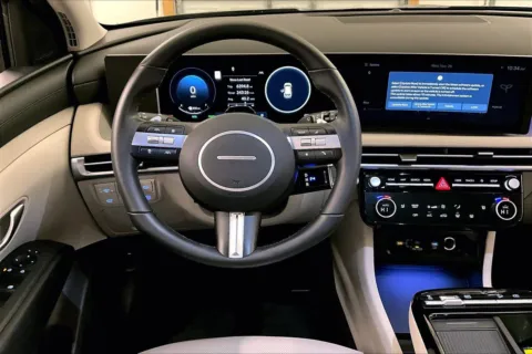 More photos of 2025 Hyundai Tucson Hybrid SEL Convenience at Bob Ruth Ford Dillsburg, PA