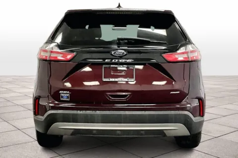 More photos of 2022 Ford Edge SEL at Bob Ruth Ford Dillsburg, PA