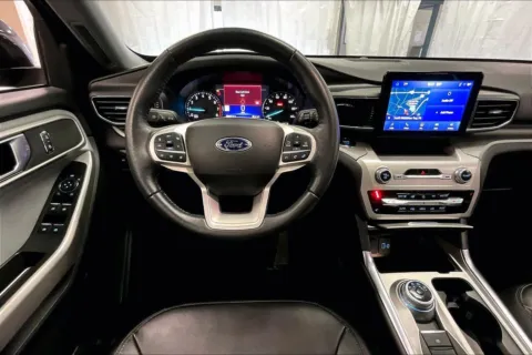 More photos of 2022 Ford Explorer XLT at Bob Ruth Ford Dillsburg, PA