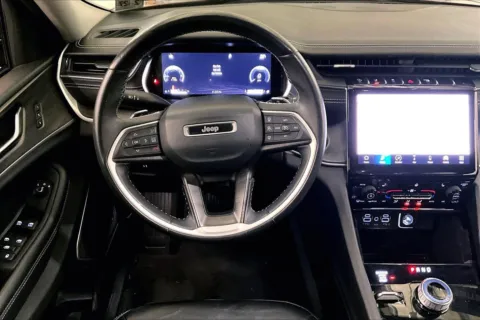 More photos of 2022 Jeep Grand Cherokee L Limited at Bob Ruth Ford Dillsburg, PA