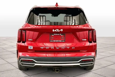 More photos of 2022 Kia Sorento Hybrid S at Bob Ruth Ford Dillsburg, PA