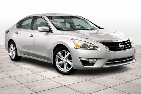 Photos of 2014 Nissan Altima 2.5 SV for sale in Dillsburg, PA at Bob Ruth Ford Dillsburg