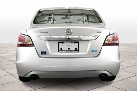 More photos of 2014 Nissan Altima 2.5 SV at Bob Ruth Ford Dillsburg, PA