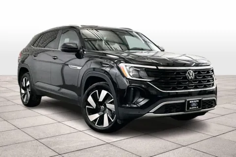 Photos of 2024 Volkswagen Atlas Cross Sport 2.0T SE w/Technology for sale in Dillsburg, PA at Bob Ruth Ford Dillsburg