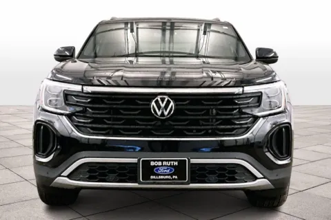 Another view of 2024 Volkswagen Atlas Cross Sport 2.0T SE w/Technology for sale in Dillsburg, PA at Bob Ruth Ford Dillsburg