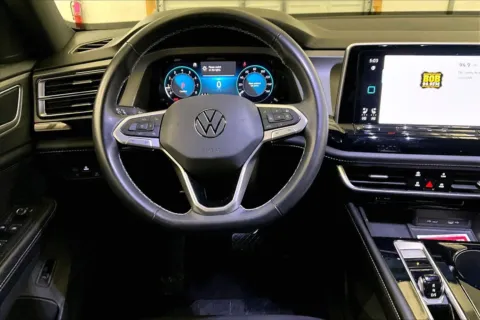 More photos of 2024 Volkswagen Atlas Cross Sport 2.0T SE w/Technology at Bob Ruth Ford Dillsburg, PA