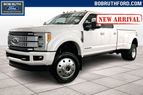 White 2019 Ford Super Duty F-450 DRW Platinum for sale in Dillsburg, PA
