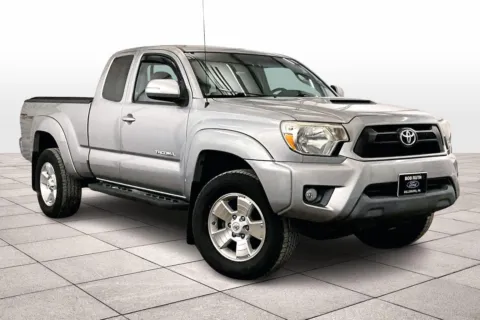 Photos of 2015 Toyota Tacoma for sale in Dillsburg, PA at Bob Ruth Ford Dillsburg