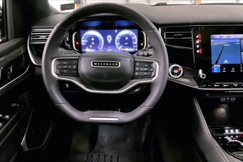 More photos of 2022 Jeep Wagoneer Series III at Bob Ruth Ford Dillsburg, PA