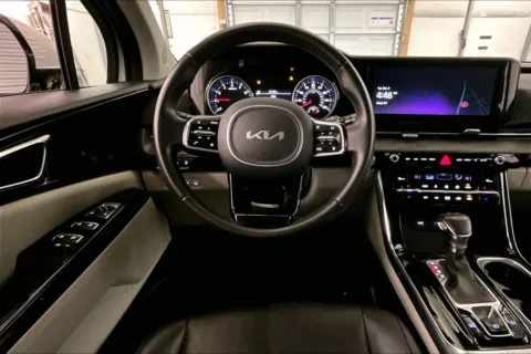 More photos of 2024 Kia Carnival EX at Bob Ruth Ford Dillsburg, PA