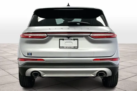 More photos of 2021 Lincoln Corsair Standard at Bob Ruth Ford Dillsburg, PA