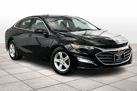 Photos of 2023 Chevrolet Malibu LT for sale in Dillsburg, PA at Bob Ruth Ford Dillsburg