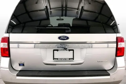 More photos of 2017 Ford Expedition XLT at Bob Ruth Ford Dillsburg, PA