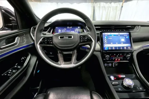 More photos of 2021 Jeep Grand Cherokee L Overland at Bob Ruth Ford Dillsburg, PA