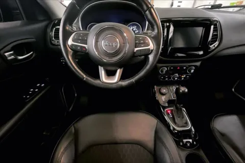 More photos of 2020 Jeep Compass Altitude at Bob Ruth Ford Dillsburg, PA