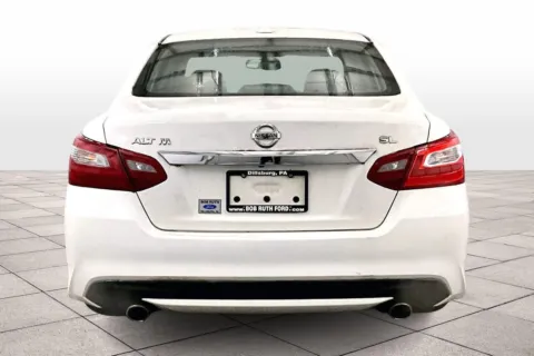 More photos of 2018 Nissan Altima 2.5 SL at Bob Ruth Ford Dillsburg, PA