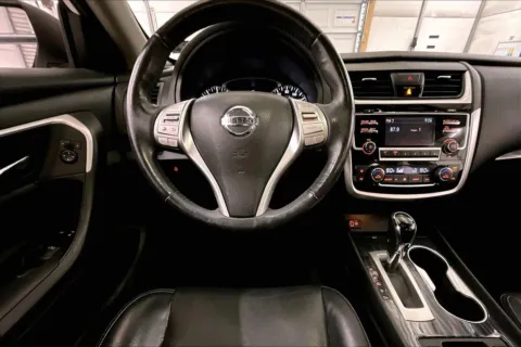More photos of 2018 Nissan Altima 2.5 SL at Bob Ruth Ford Dillsburg, PA