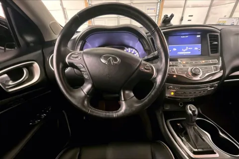 More photos of 2019 INFINITI QX60 LUXE at Bob Ruth Ford Dillsburg, PA