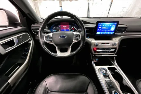 More photos of 2022 Ford Explorer XLT at Bob Ruth Ford Dillsburg, PA