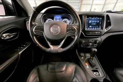 More photos of 2021 Jeep Cherokee Latitude Lux at Bob Ruth Ford Dillsburg, PA