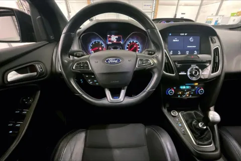 More photos of 2017 Ford Focus RS at Bob Ruth Ford Dillsburg, PA