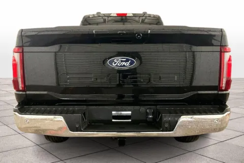 More photos of 2025 Ford F-150 LARIAT at Bob Ruth Ford Dillsburg, PA