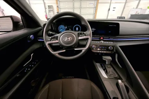 More photos of 2024 Hyundai Elantra SEL at Bob Ruth Ford Dillsburg, PA