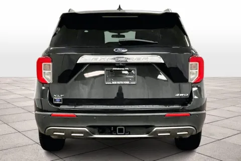 More photos of 2022 Ford Explorer XLT at Bob Ruth Ford Dillsburg, PA