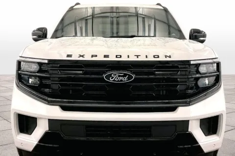 Another view of 2026 Ford Expedition Max Platinum for sale in Dillsburg, PA at Bob Ruth Ford Dillsburg