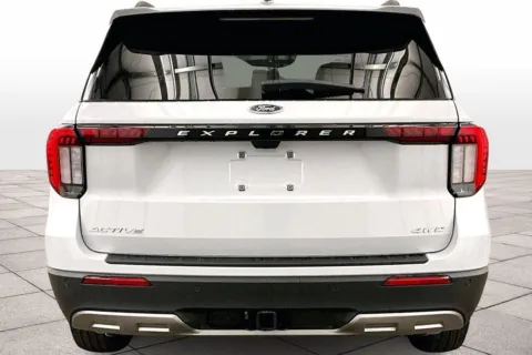 More photos of 2026 Ford Explorer Active (100A) at Bob Ruth Ford Dillsburg, PA