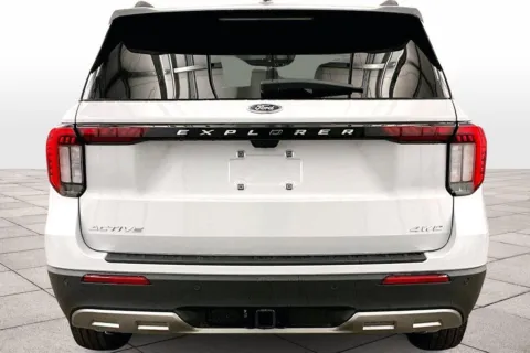 More photos of 2026 Ford Explorer Active (100A) at Bob Ruth Ford Dillsburg, PA