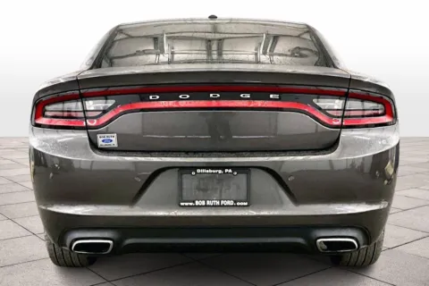 More photos of 2016 Dodge Charger SE at Bob Ruth Ford Dillsburg, PA