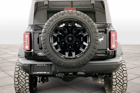 More photos of 2021 Ford Bronco Badlands at Bob Ruth Ford Dillsburg, PA