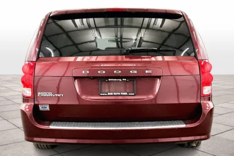 More photos of 2017 Dodge Grand Caravan SE at Bob Ruth Ford Dillsburg, PA