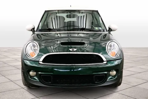 More photos of 2011 MINI Cooper Hardtop S at Bob Ruth Ford Dillsburg, PA