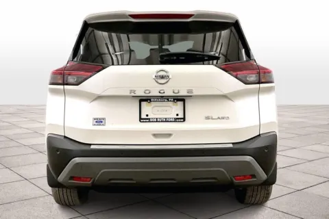 More photos of 2021 Nissan Rogue SL at Bob Ruth Ford Dillsburg, PA