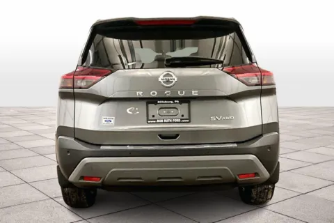 More photos of 2021 Nissan Rogue SV at Bob Ruth Ford Dillsburg, PA