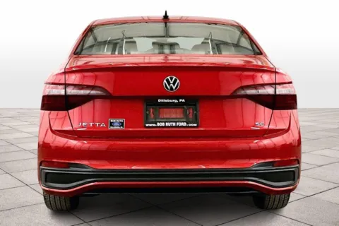 More photos of 2022 Volkswagen Jetta SE at Bob Ruth Ford Dillsburg, PA