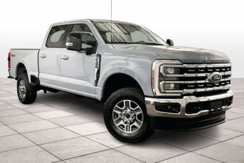 Photos of 2026 Ford Super Duty F-350 SRW LARIAT for sale in Dillsburg, PA at Bob Ruth Ford Dillsburg