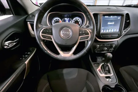 More photos of 2017 Jeep Cherokee Latitude at Bob Ruth Ford Dillsburg, PA