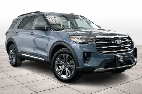 Photos of 2025 Ford Explorer Active for sale in Dillsburg, PA at Bob Ruth Ford Dillsburg