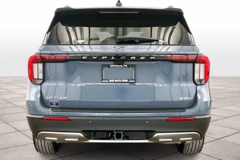 More photos of 2025 Ford Explorer Active at Bob Ruth Ford Dillsburg, PA