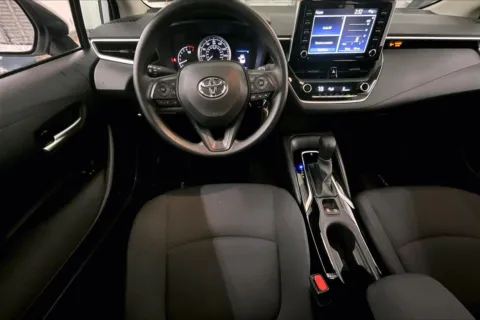 More photos of 2021 Toyota Corolla LE at Bob Ruth Ford Dillsburg, PA