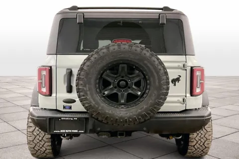 More photos of 2022 Ford Bronco Badlands at Bob Ruth Ford Dillsburg, PA