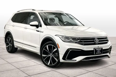 Another view of 2022 Volkswagen Tiguan SEL R-Line for sale in Dillsburg, PA at Bob Ruth Ford Dillsburg